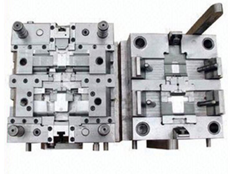 定兴精密塑料模-07